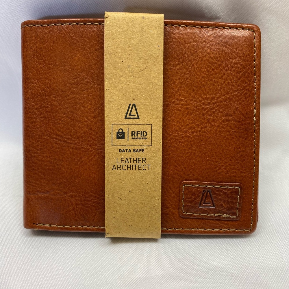 NWT Leather Architect Real Italian Leather RFID Bifold Wallet.